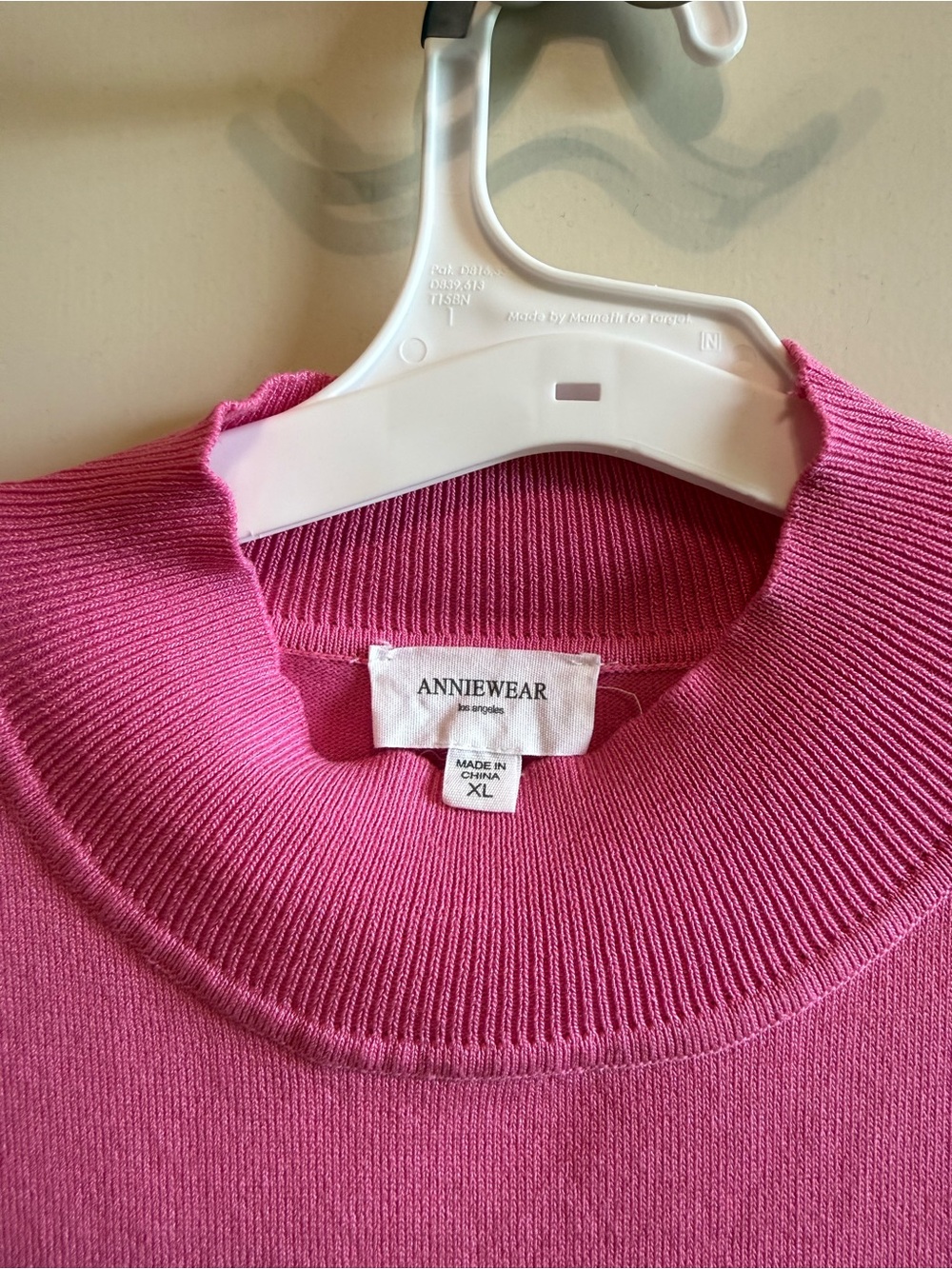 Women's Pink Mock Neck Sleeveless Knit Top - Picture 3 of 3